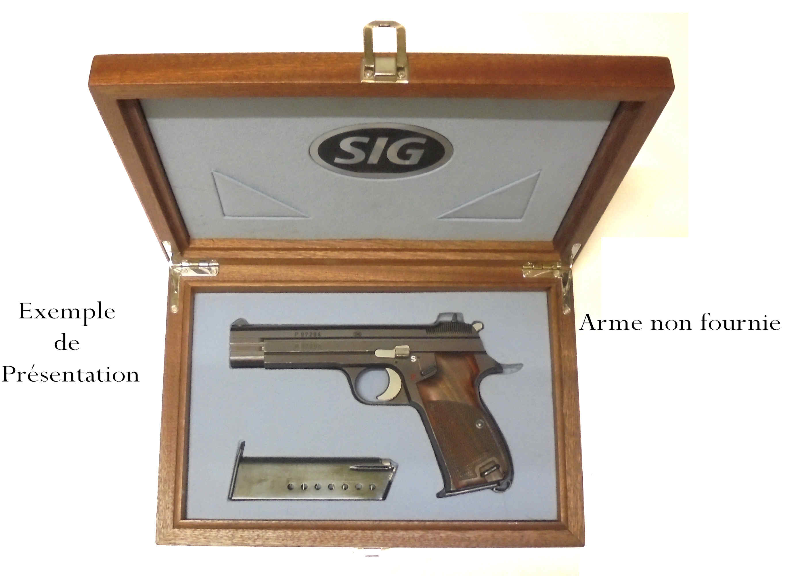 Coffret en noyer huilé SIG P210