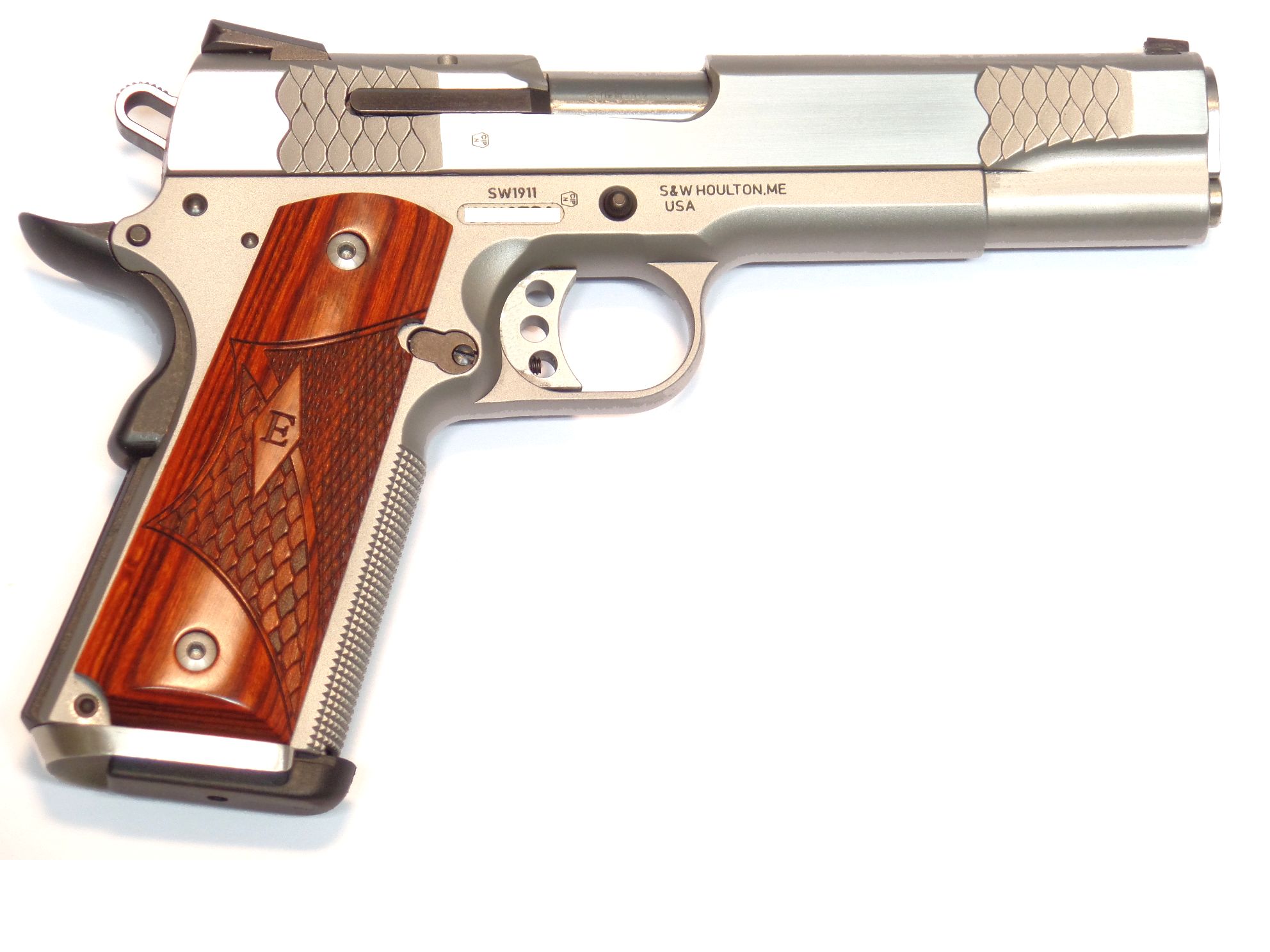 Smith & Wesson - 1911 E Series calibre .45ACP