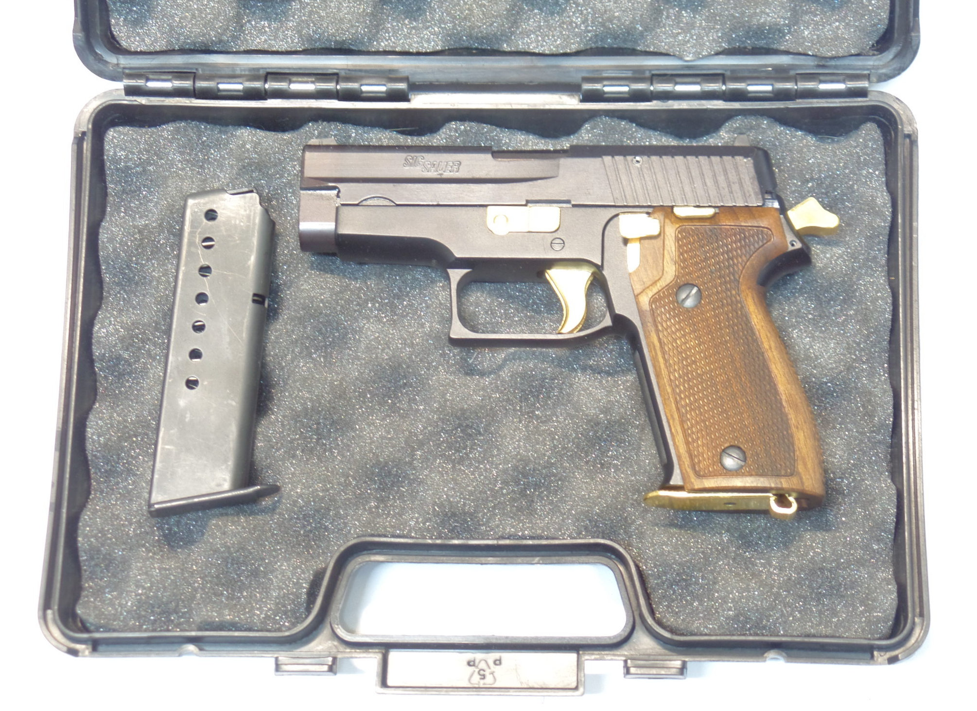 SIG SAUER P225 calibre 9Para