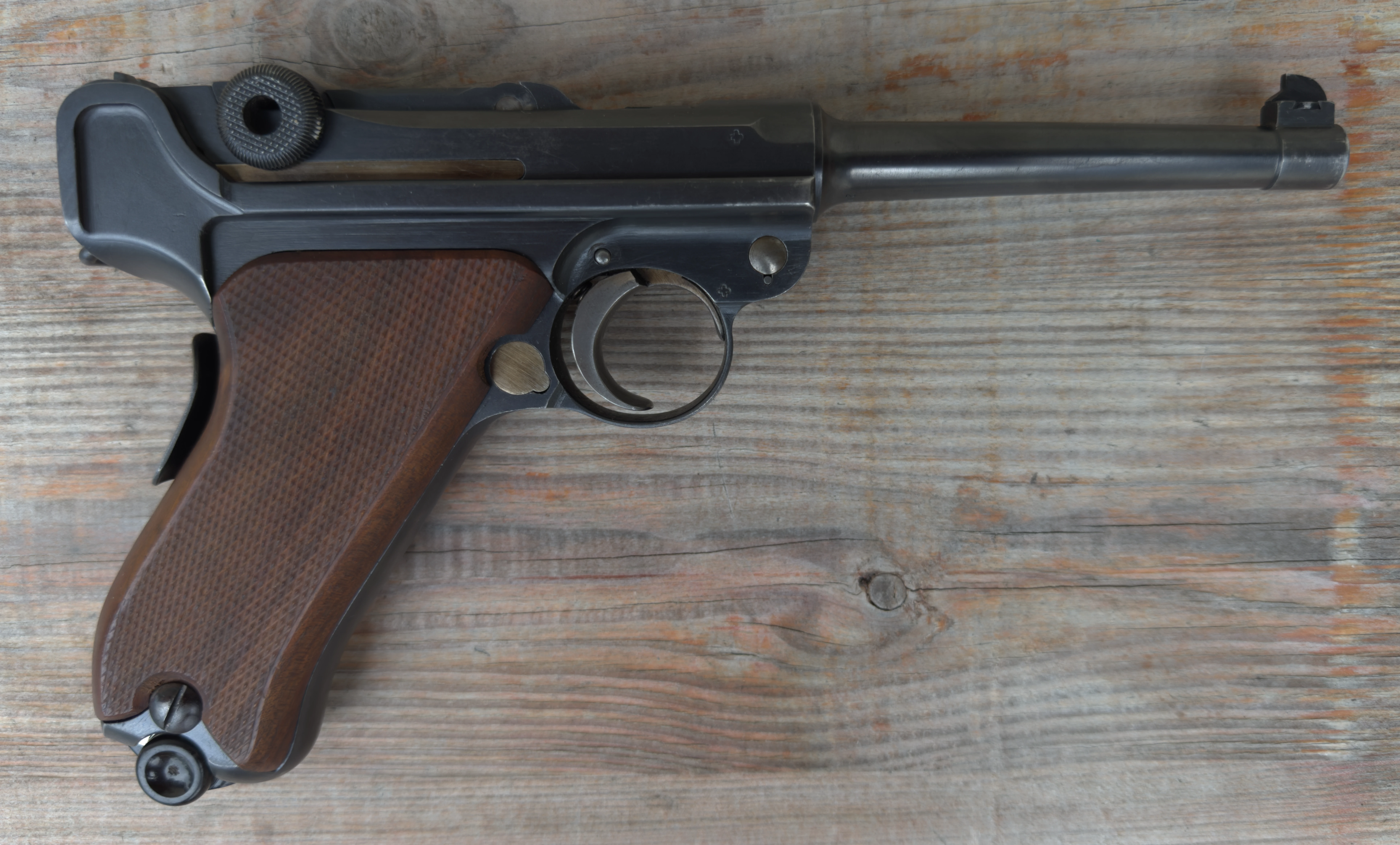 LUGER SUISSE Waffenfabrik Modèle 06-24 calibre 7.65 Para