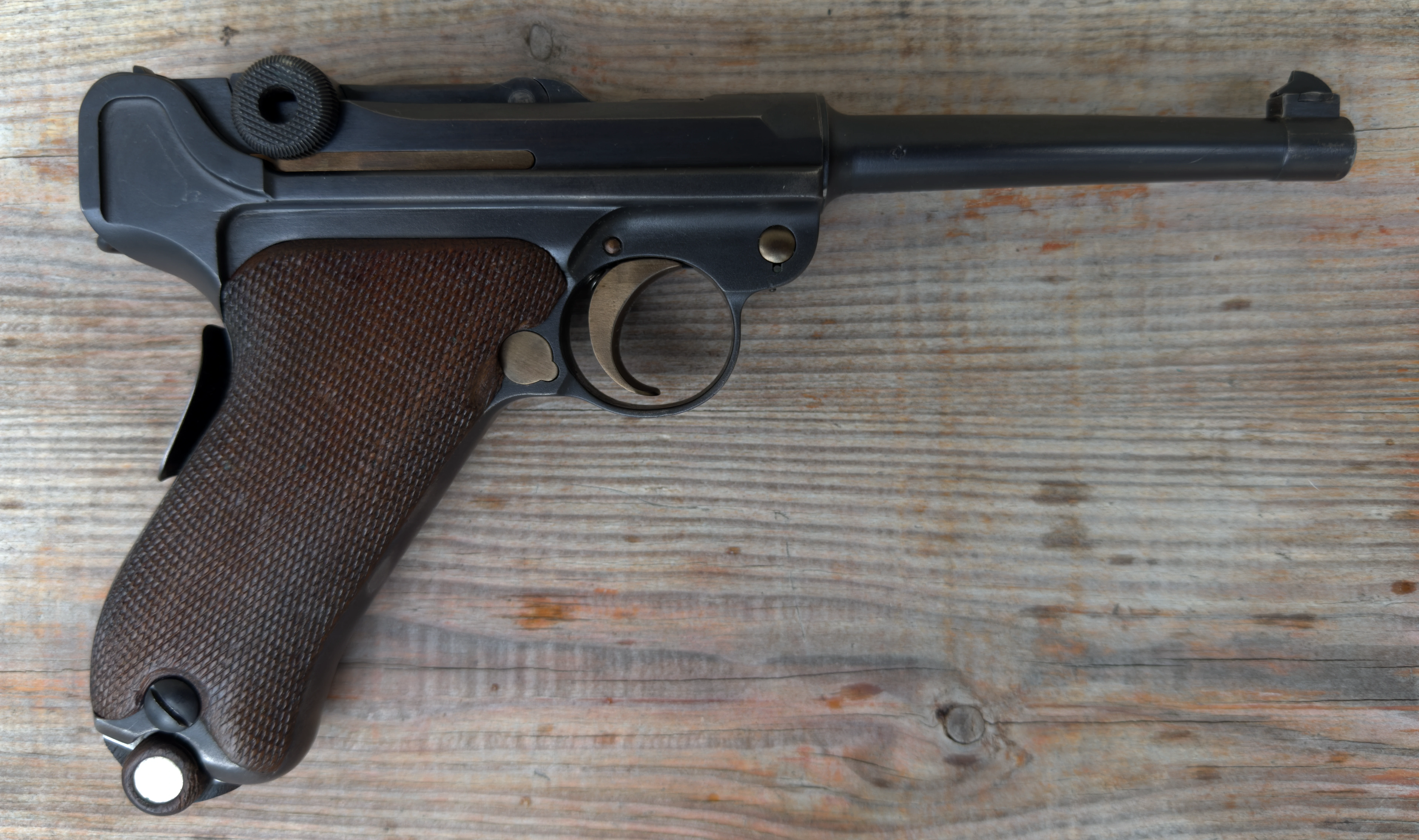LUGER SUISSE DWM Modèle 00/06 calibre 7.65 Para